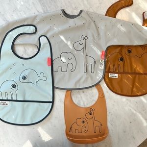 Done by deer bib set-4pack